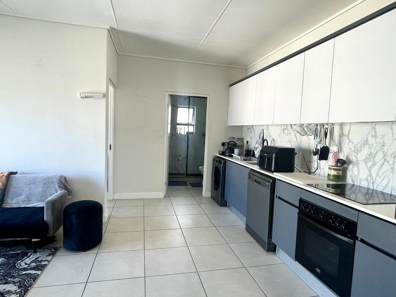 To Let 1 Bedroom Property for Rent in The Huntsman Western Cape